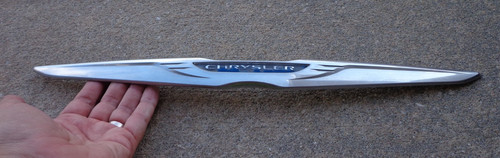 Chrysler 200 wing emblem - , badge